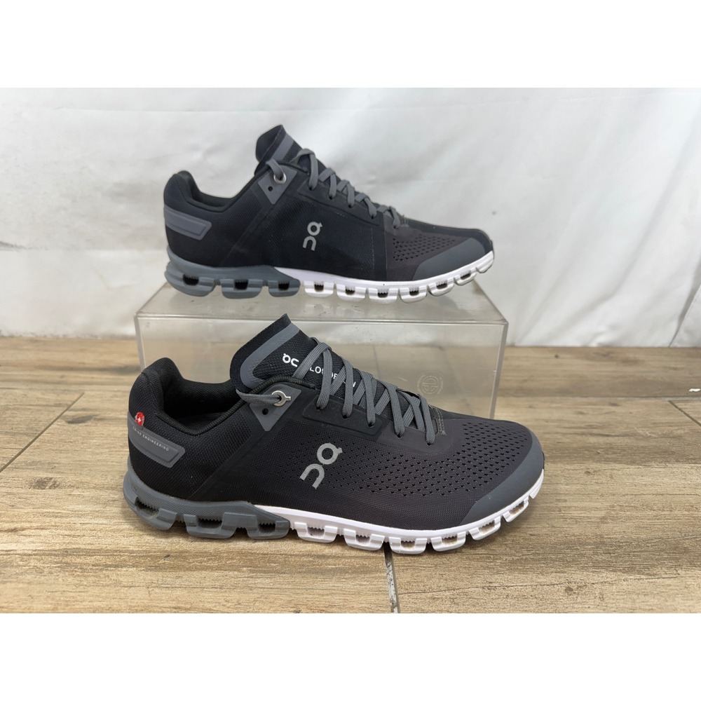On Cloudflow Running Shoes Mens 8.5 Shadow Rock Grey Low Top 35.99238